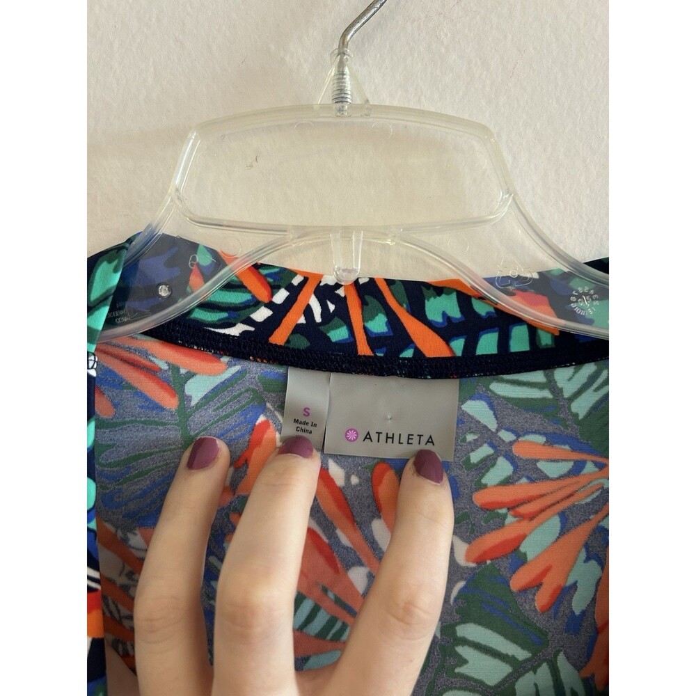 Athleta Pacifica Tank Top Blue Ruched Wrap Nylon Rash Guard Size Small - Picture 3 of 7